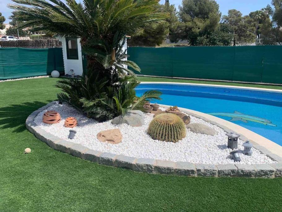 Big House With Swimming Pool Holiday home *