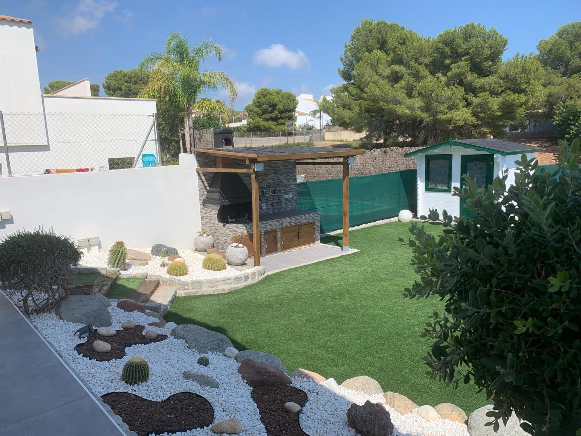 Big House With Swimming Pool Holiday home *